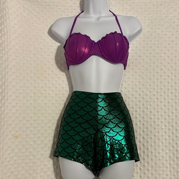 Hot Topic Other - Hot Topic Arial Swim top with Mermaid shorts
